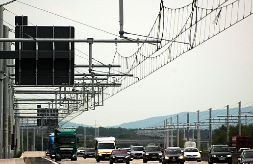 Oberleitung LKW Deutschland Autobahn