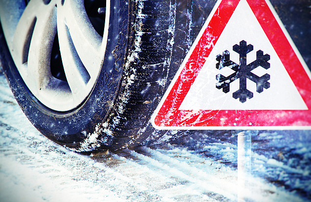 Auto Reifen Winter Gefahr Sicherheit
