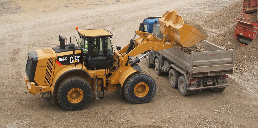 lkw bagger baustelle