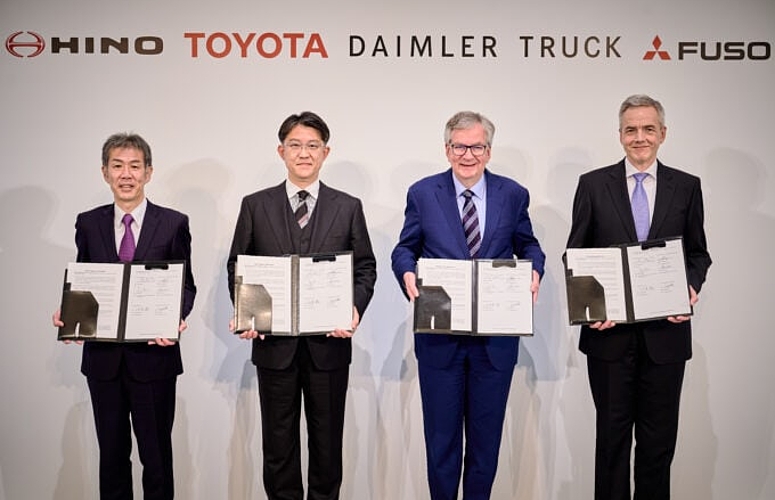 Toyota hino daimler truck fuso unterzeichnung absichtserklaerung