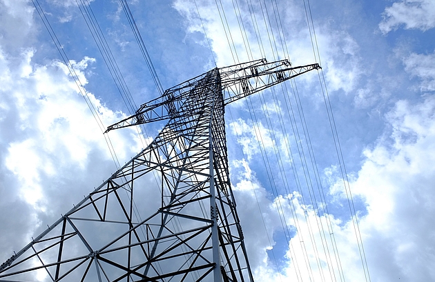 Symbolbild-Energie-Starkstrom-Masten2