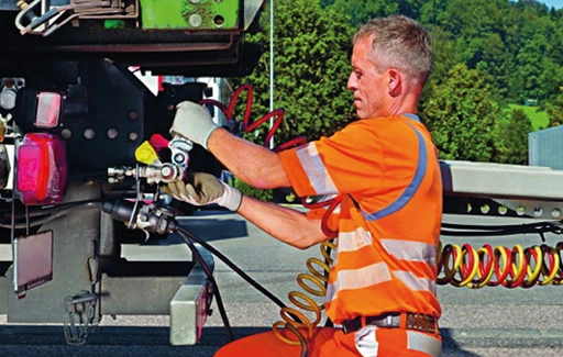 web-rgb-lkw-anhaenger-kupplung-001-ex